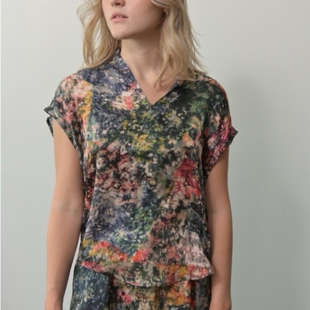 100% Silk Raquel Allegra Fez Blouse Teal Gara Flowers Print Silk Retail $278
